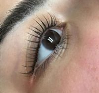 alt="Yumi lash lift and tint"